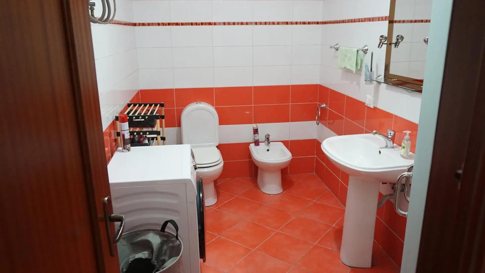 Appartamento Aksi Home - Tirana Center Dedicated Workspace